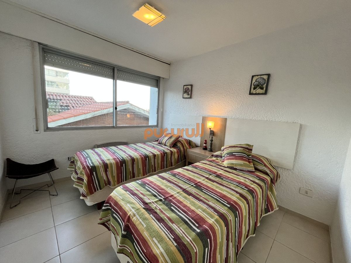 Apartamento ID.2294 - Apartamento en venta - 2 dormitorios + ½ | 2 baños | cochera techada