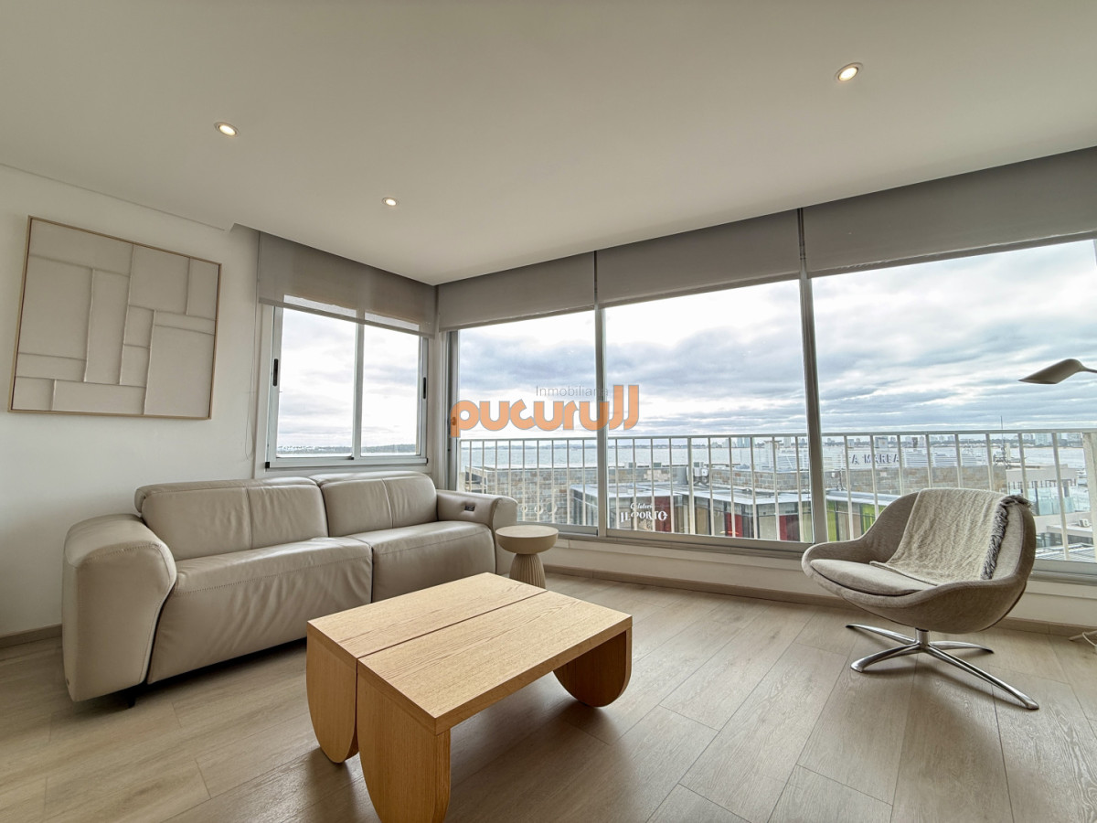 Apartamento ID.2884 - Apartamento en venta en Edificio Dársena frente al puerto de Punta del este