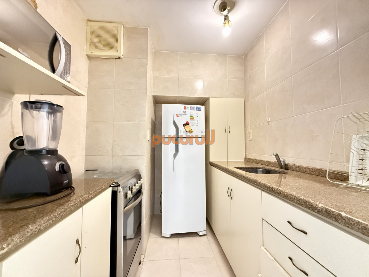 Apartamento ID.2225 - Apartamento en venta – Edificio Santos Dumont, Punta del Este