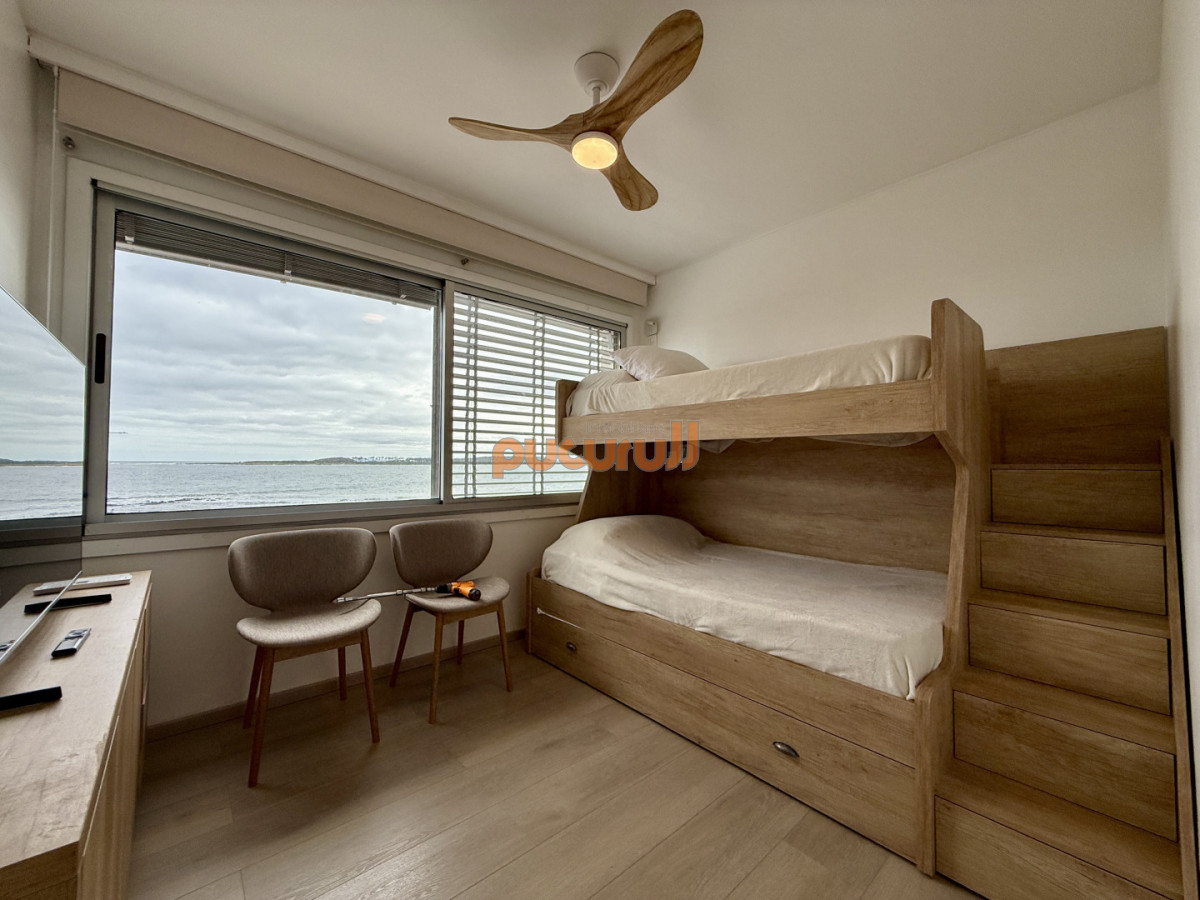 Apartamento ID.2884 - Apartamento en venta en Edificio Dársena frente al puerto de Punta del este