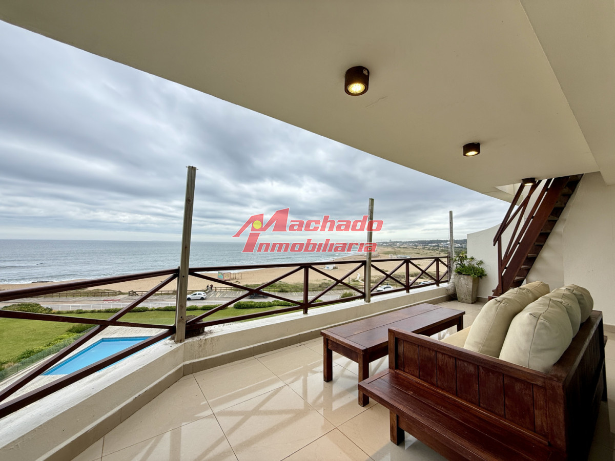 apartamento en venta en Manantiales - MCH14304A