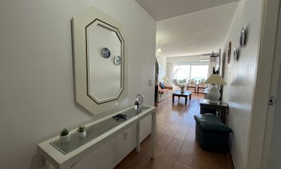 apartamento en venta frente playa mansa