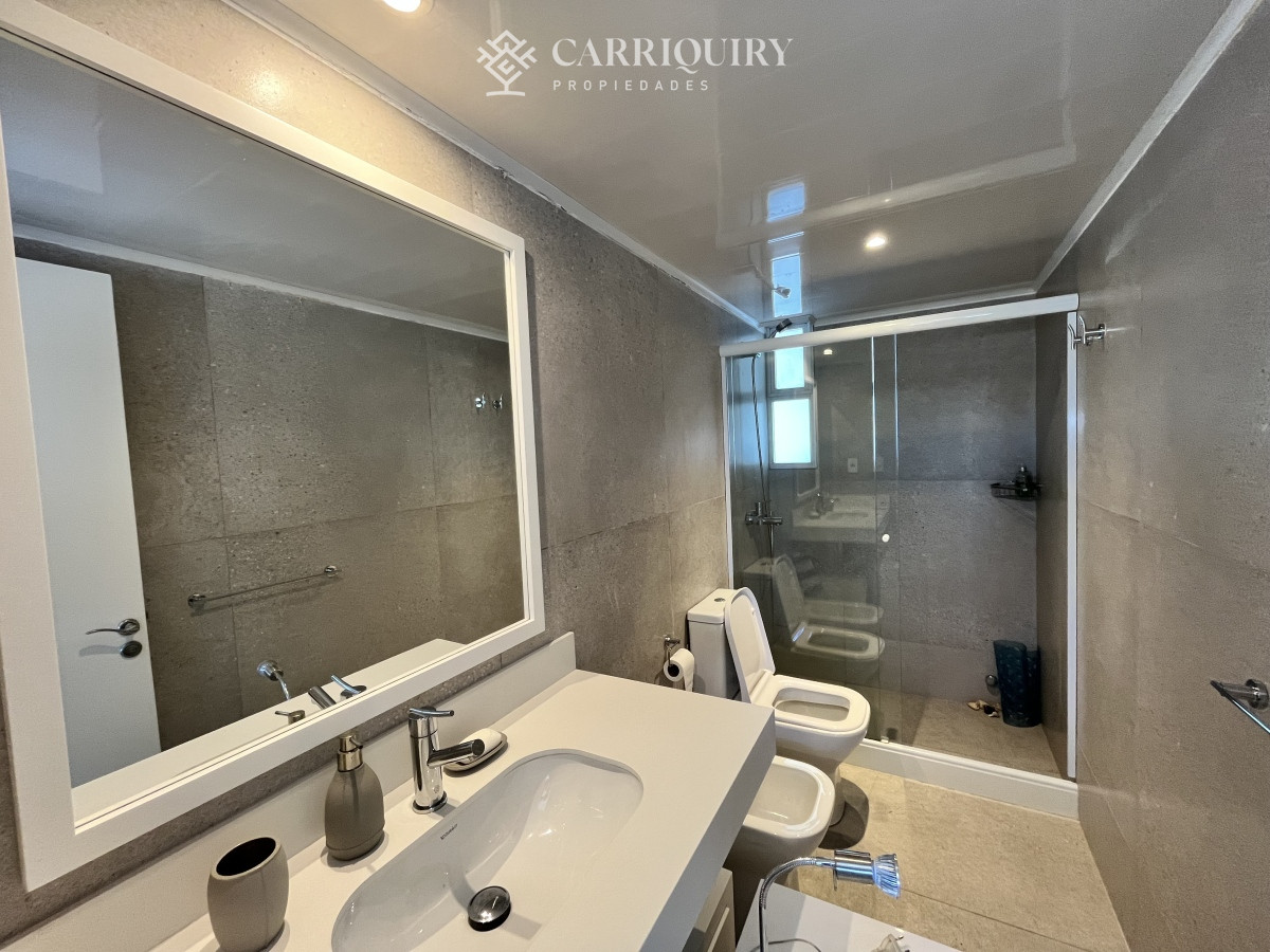 Apartamento ID.7497/Espectacular-apartamento-en-alquiler-en-la-torre-mas-lujosa-de-Punta-del-este - DIVINO IMPECABLE CON SERVICIOS