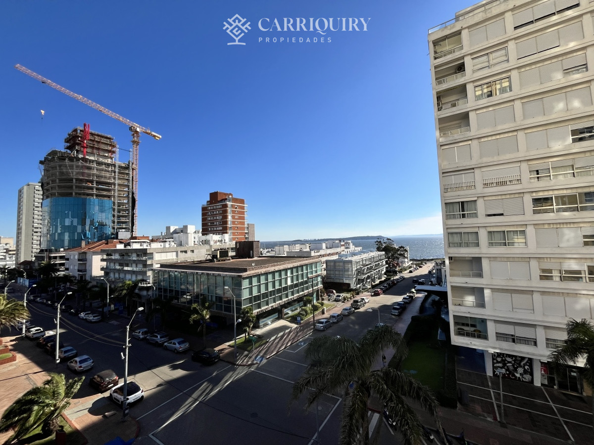 Apartamento ID.7992 - Peninsula, edificio clasico