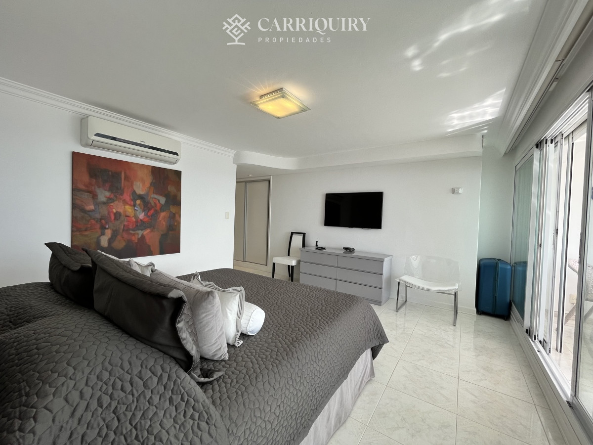 Apartamento ID.7497/Espectacular-apartamento-en-alquiler-en-la-torre-mas-lujosa-de-Punta-del-este - DIVINO IMPECABLE CON SERVICIOS