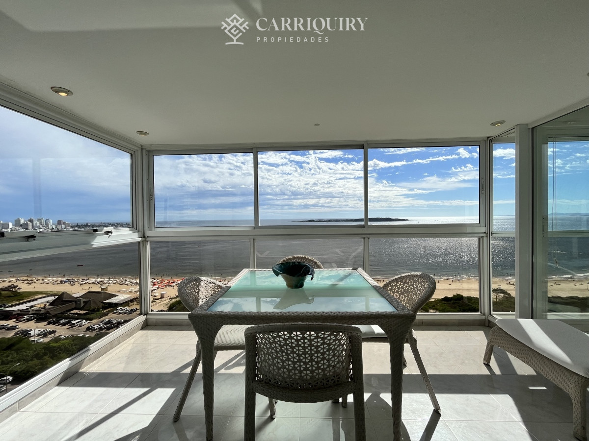 Apartamento ID.7497/Espectacular-apartamento-en-alquiler-en-la-torre-mas-lujosa-de-Punta-del-este - DIVINO IMPECABLE CON SERVICIOS