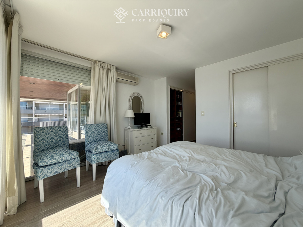 Apartamento ID.8946 - Apartamento en Venta – Edificio Brioni, Punta del Este