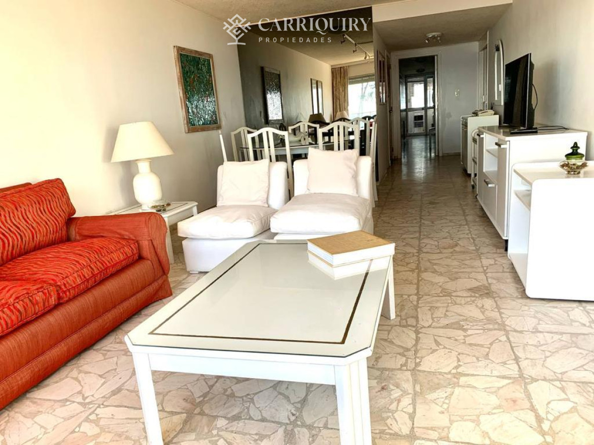 Apartamento ID.8766 - LINDISIMO EDIFICIO CON TODOS LOS SERVICIOS FRENTE AL MAR