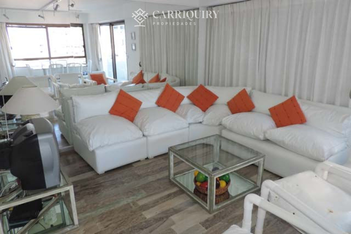 Apartamento ID.10320 - Apartamento en Brava, 3 dormitorios  