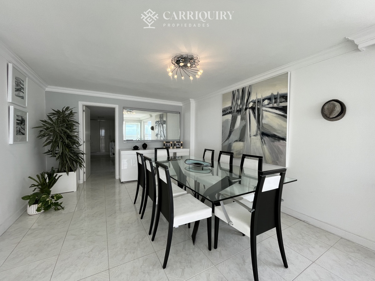 Apartamento ID.7497/Espectacular-apartamento-en-alquiler-en-la-torre-mas-lujosa-de-Punta-del-este - DIVINO IMPECABLE CON SERVICIOS