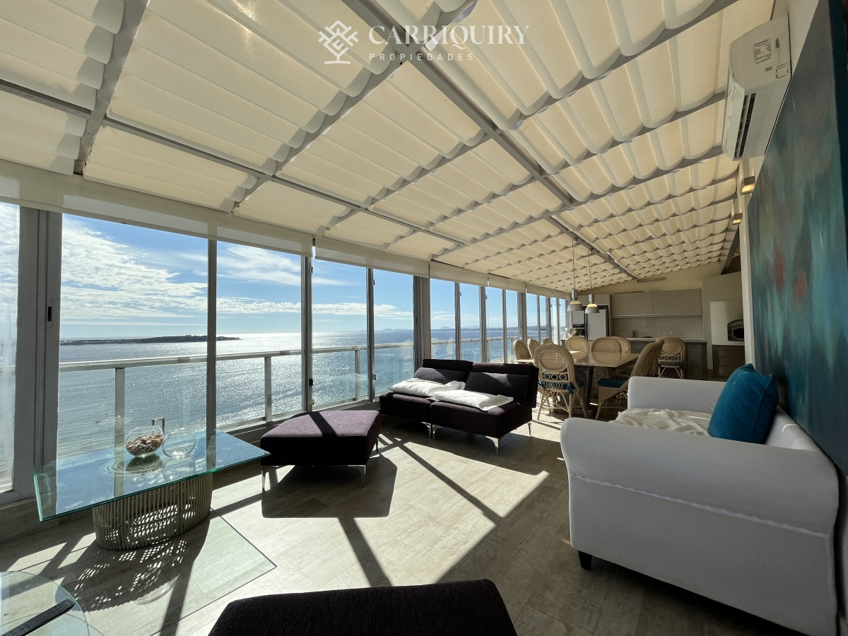 Apartamento ID.7497/Espectacular-apartamento-en-alquiler-en-la-torre-mas-lujosa-de-Punta-del-este - DIVINO IMPECABLE CON SERVICIOS