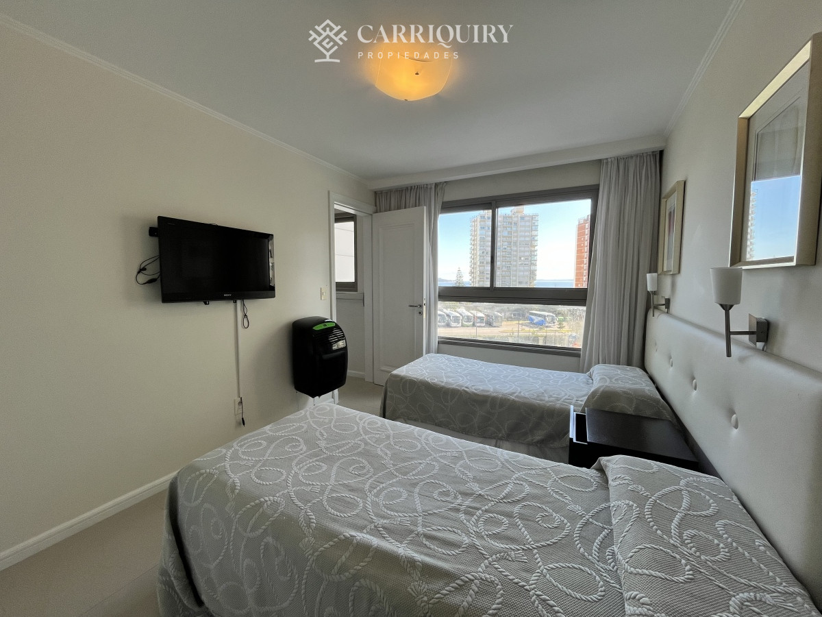 Apartamento ID.8030 - Apartamento en Brava, 3 dormitorios 