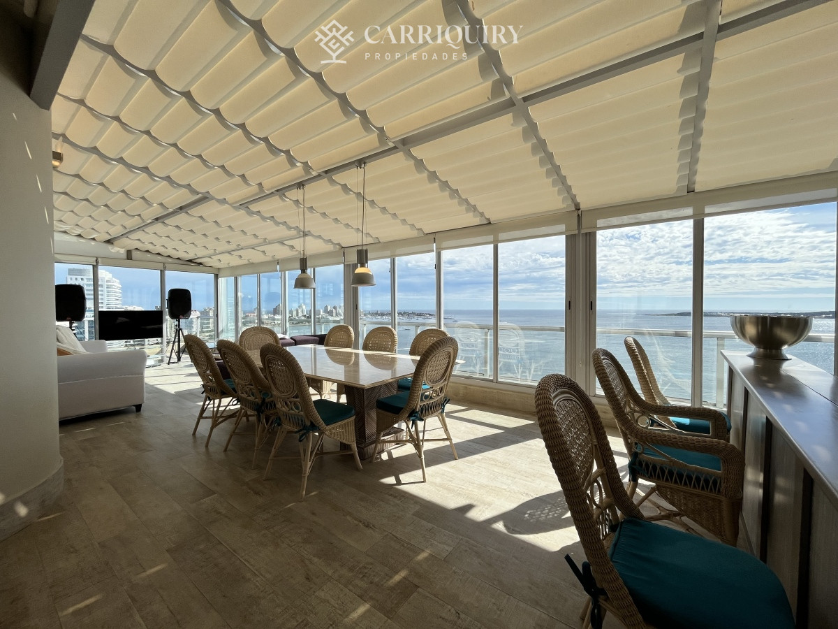 Apartamento ID.7497/Espectacular-apartamento-en-alquiler-en-la-torre-mas-lujosa-de-Punta-del-este - DIVINO IMPECABLE CON SERVICIOS