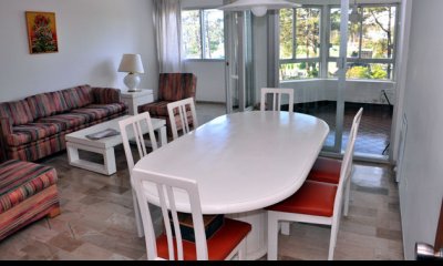 LINDISIMO EDIFICIO CON TODOS LOS SERVICIOS