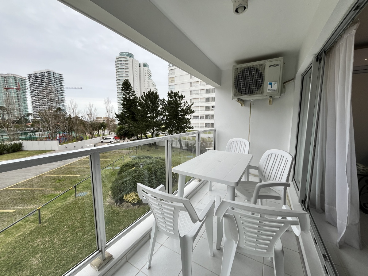 Apartamento ID.7555 - Apartamento, Venta, 3 dormitorios, Mansa, Punta del Este