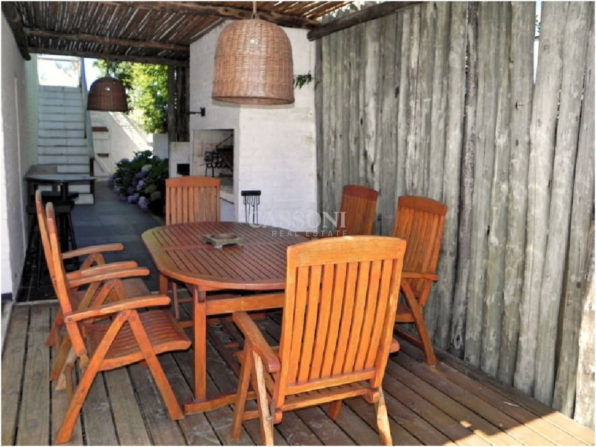 Casa ID.4644 - Casa en La Barra, 4 dormitorios 