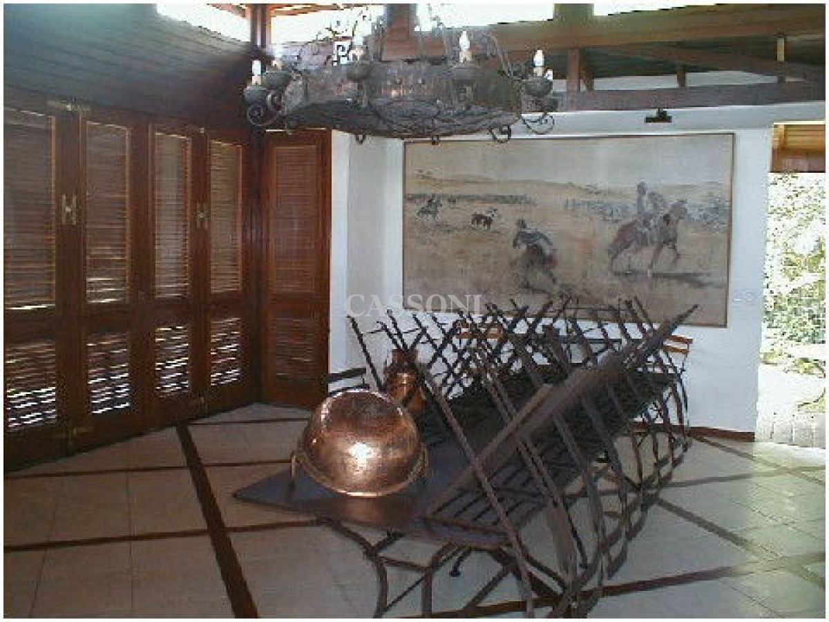 Casa ID.3128 - hermosa cvasa con muy buen parque escucha oferta y financia a largo plazo