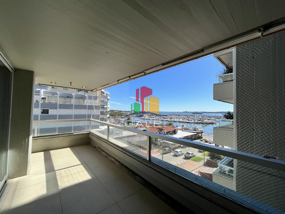 Apartamento ID.2103 - Hermoso Y Amplio Apartamento en Punta Del Este