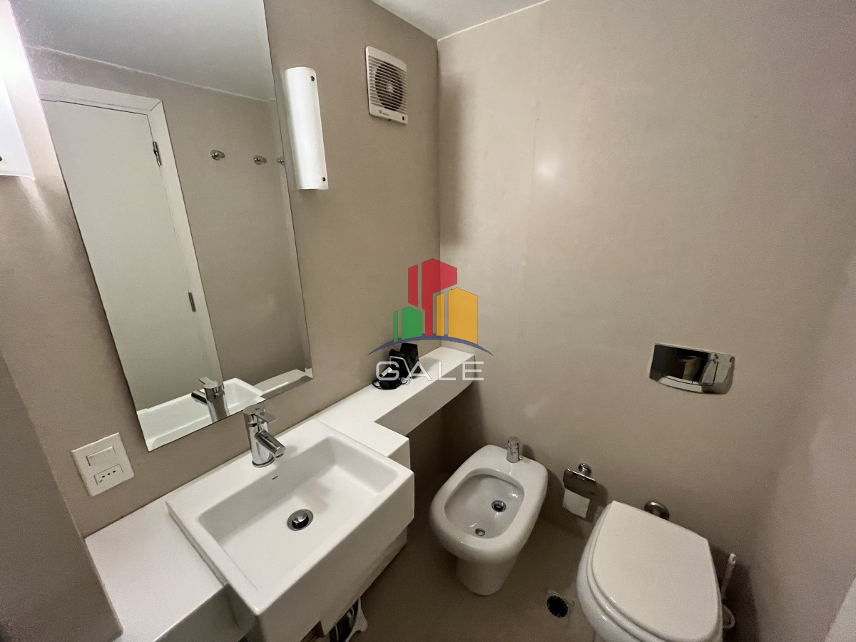 Apartamento ID.2103 - Hermoso Y Amplio Apartamento en Punta Del Este