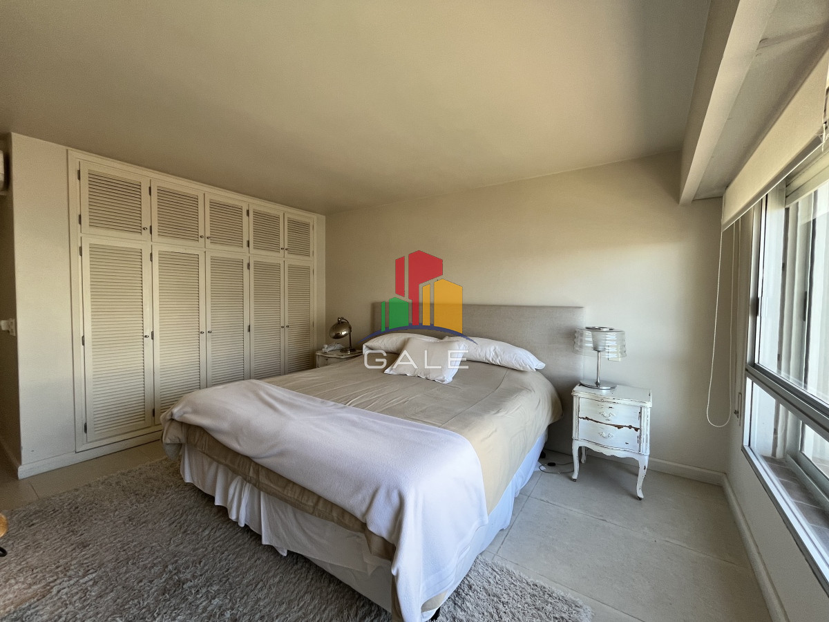 Apartamento ID.2103 - Hermoso Y Amplio Apartamento en Punta Del Este