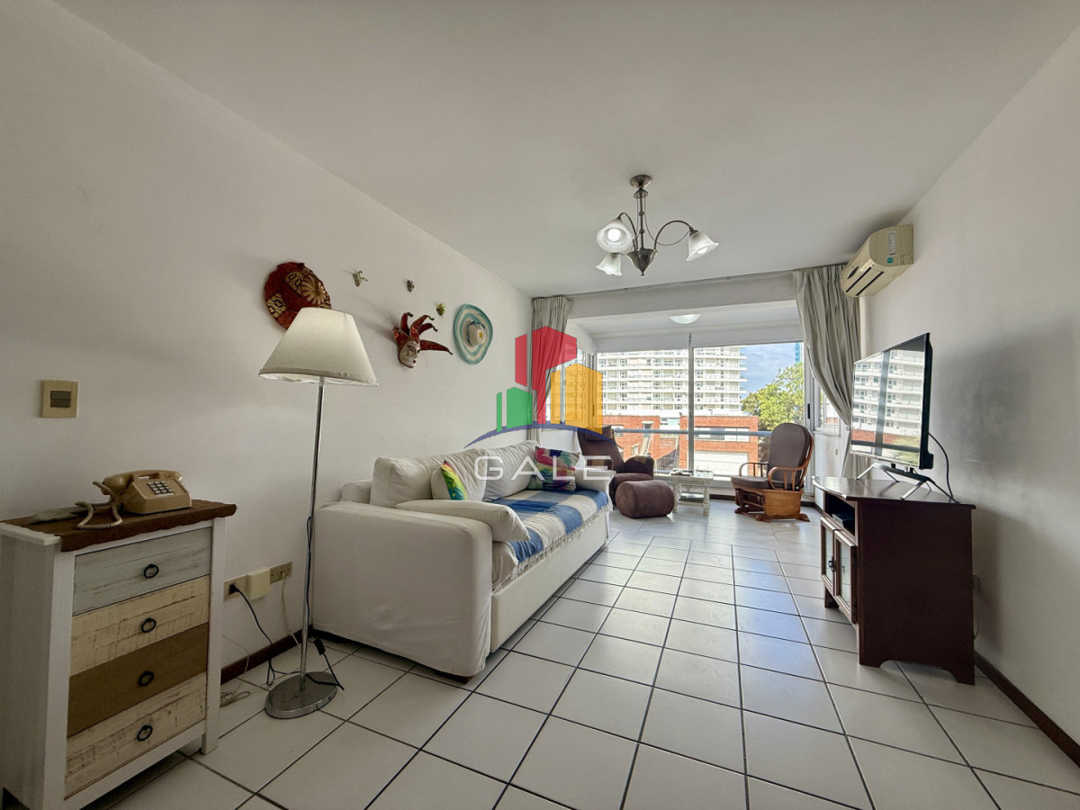 Apartamento ID.4752 - Apartamento en venta en Edificio Cap Bretón  Av. Roosevelt y Av. Biarritz