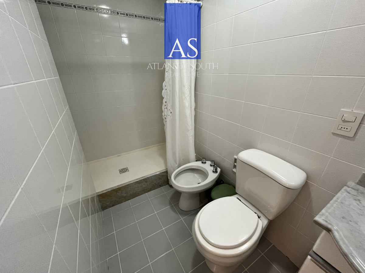 Apartamento ID.3052 - Apartamento 3 dormitorios a pasos del mar con excelentes servicios Playa Mansa