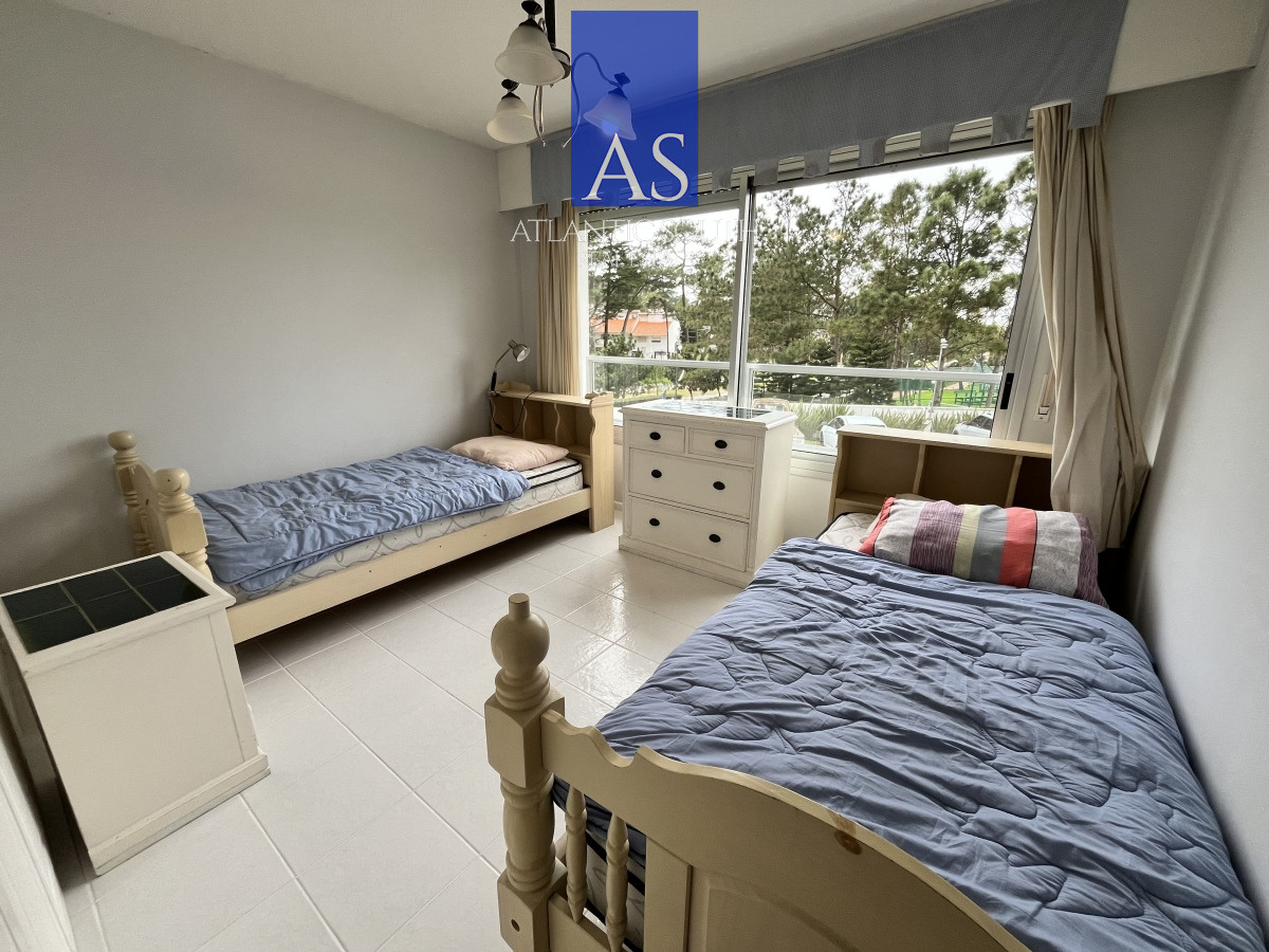 Apartamento ID.3052 - Apartamento 3 dormitorios a pasos del mar con excelentes servicios Playa Mansa