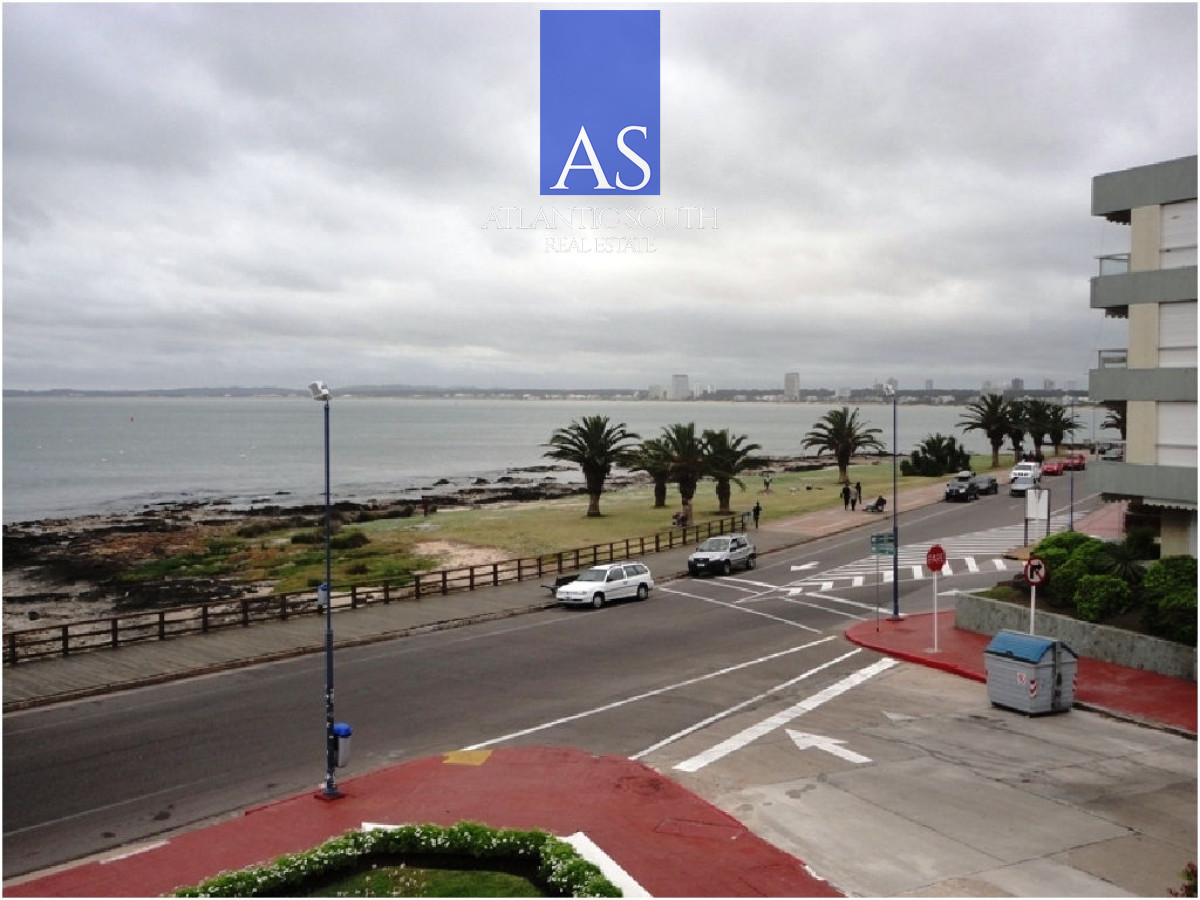 Apartamento ID.4274 - Planta de excelPenínsula ente categoría en Venta – Edificio Brioni, Punta del Este