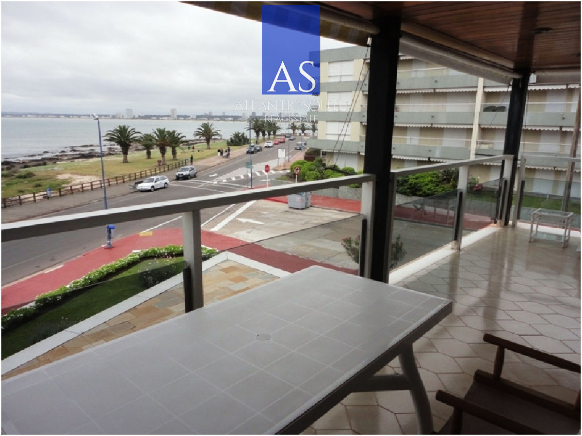 Apartamento ID.4274 - Planta de excelPenínsula ente categoría en Venta – Edificio Brioni, Punta del Este