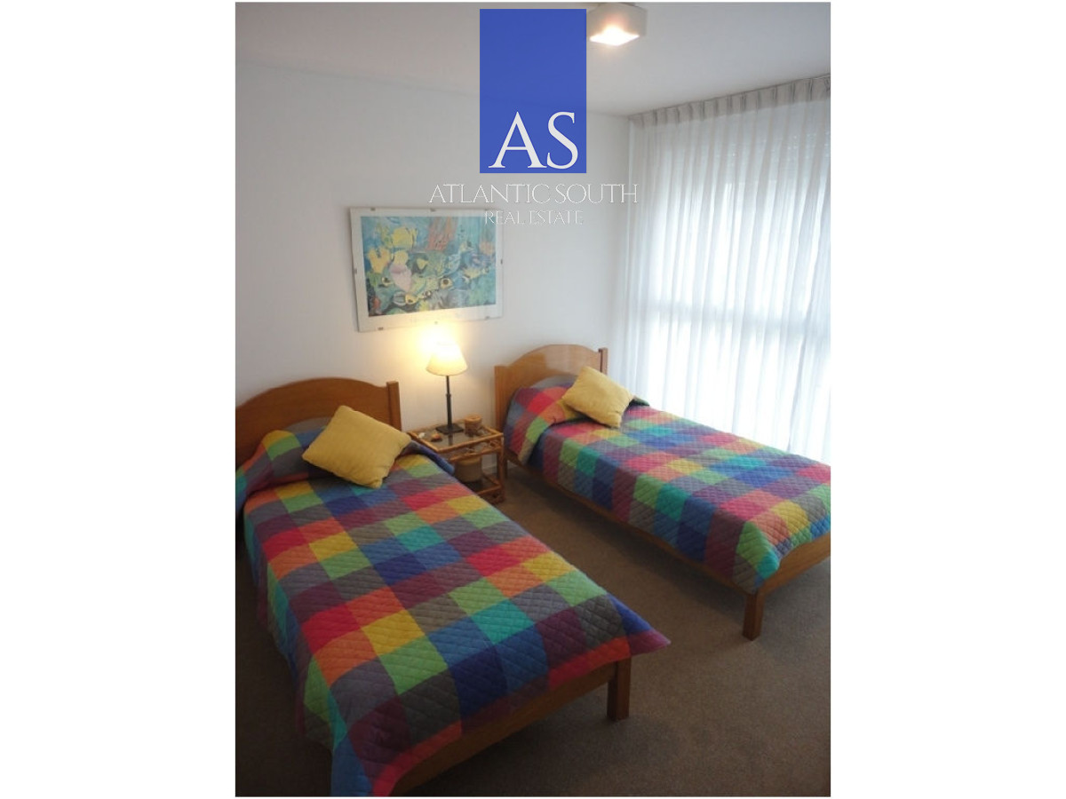 Apartamento ID.4274 - Planta de excelPenínsula ente categoría en Venta – Edificio Brioni, Punta del Este
