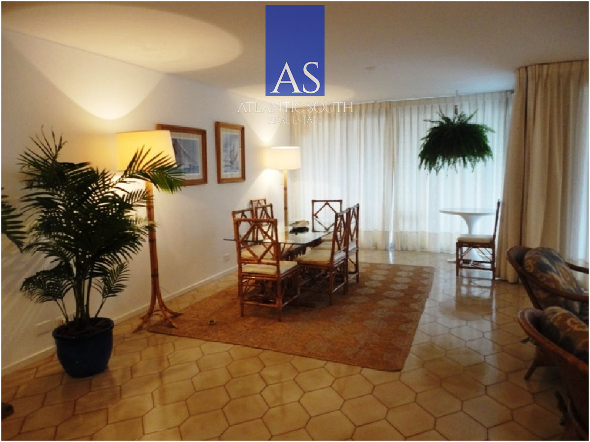 Apartamento ID.4274 - Planta de excelPenínsula ente categoría en Venta – Edificio Brioni, Punta del Este