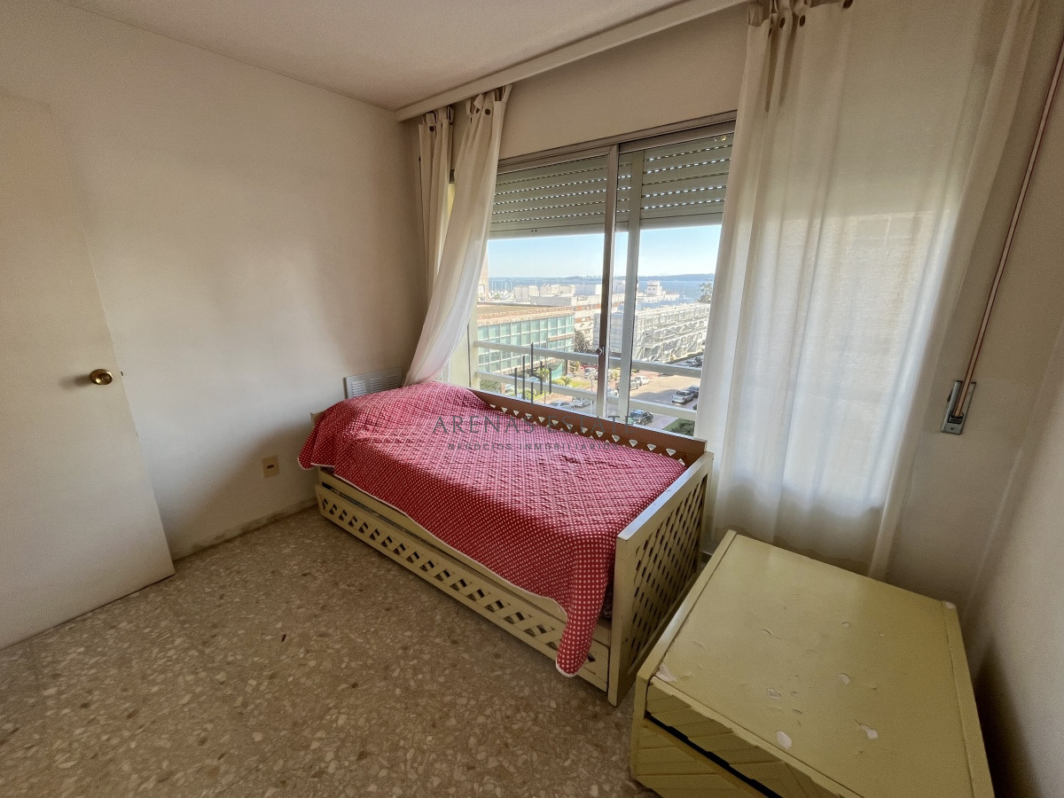 Apartamento ID.3639 - Apartamento en venta de 3 dormitorios en Peninsula , Punta del Este 