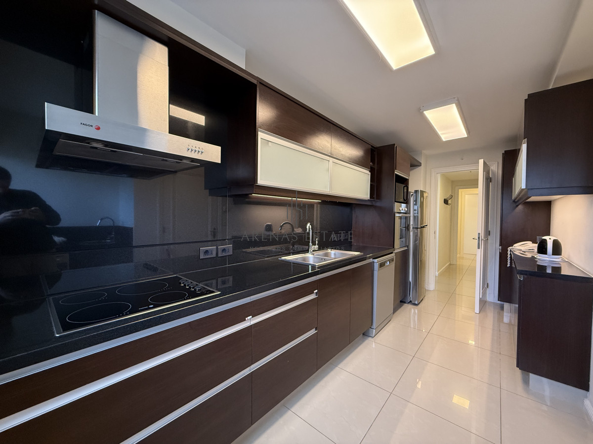 Apartamento ID.4309 - Apartamento en venta en Edificio Imperiale , Punta del Este