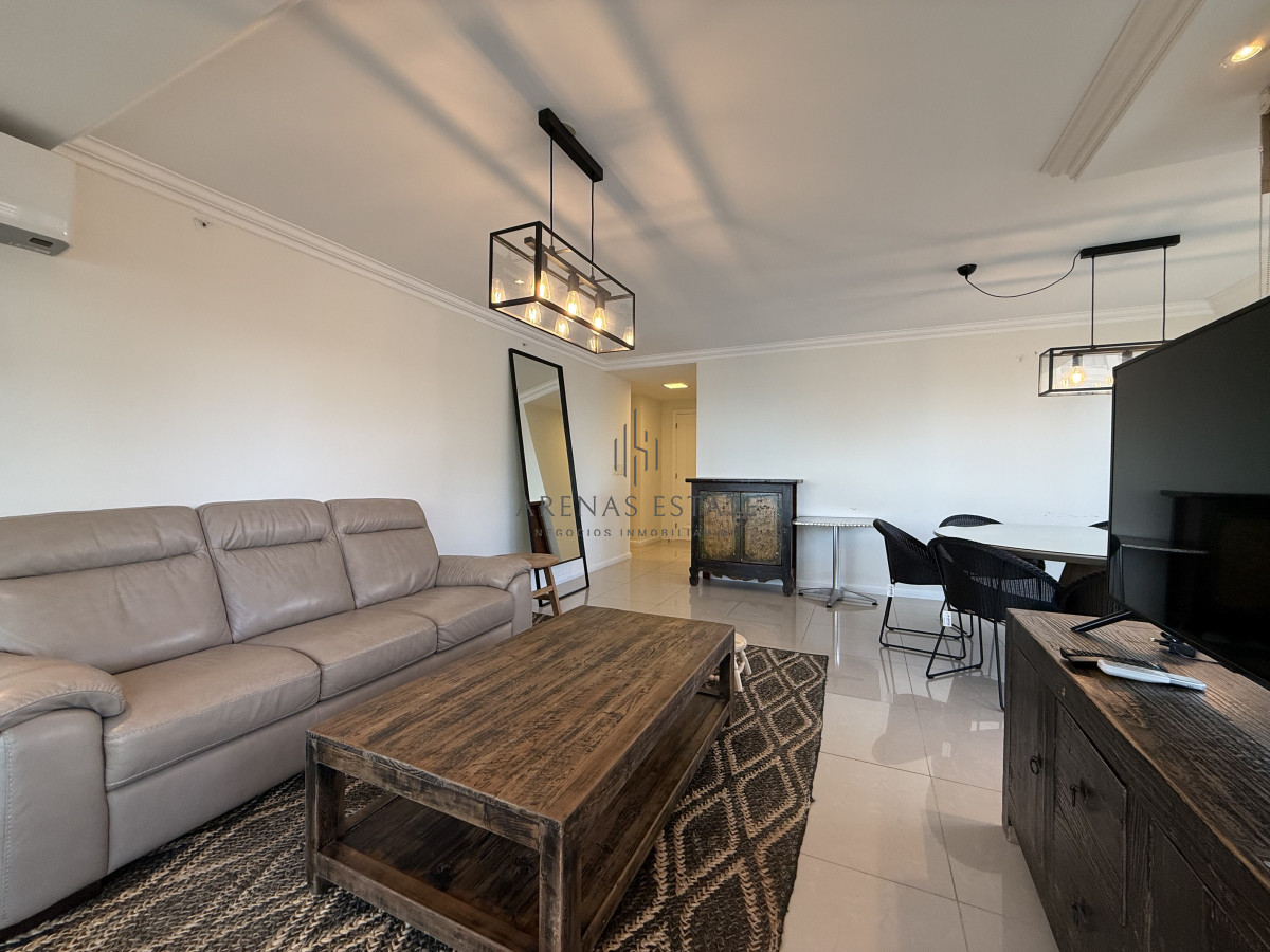 Apartamento ID.4309 - Apartamento en venta en Edificio Imperiale , Punta del Este