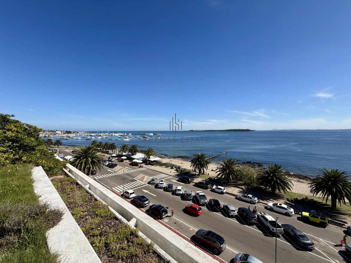 Apartamento ID.4459 - Puerto, 3 dormitorios en venta 