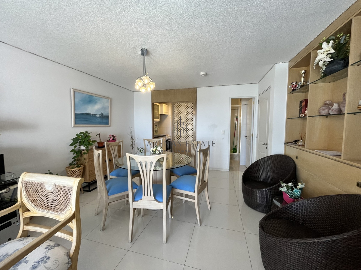 Apartamento ID.2319 - Apartamento en venta de dos dormitorios en primera linea de la Mansa 
