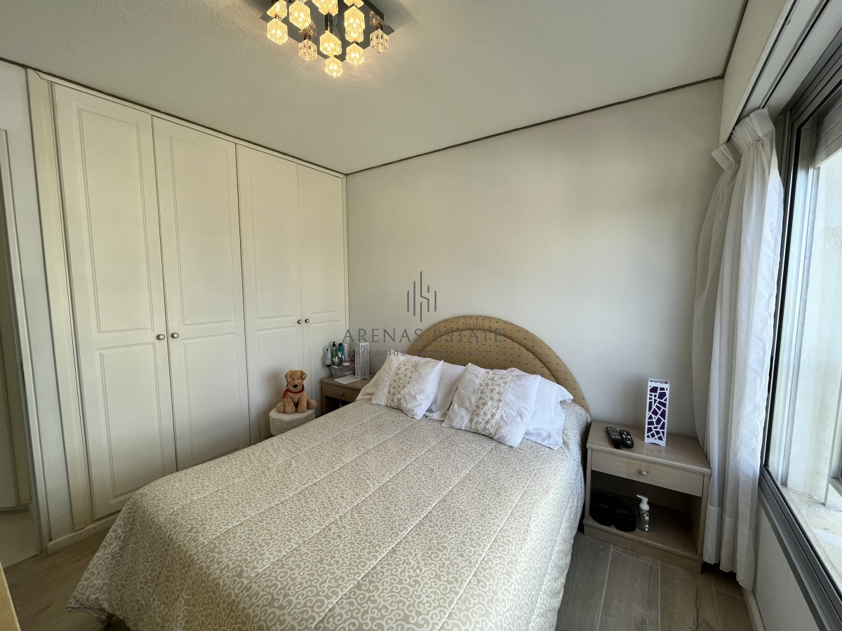 Apartamento ID.2319 - Apartamento en venta de dos dormitorios en primera linea de la Mansa 
