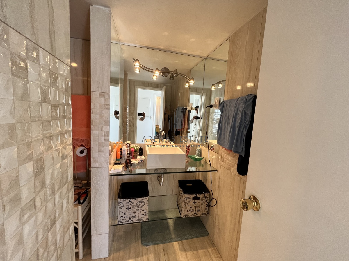 Apartamento ID.2276 - Apartamento de 2 dormitorios en Peninsula , Punta del Este