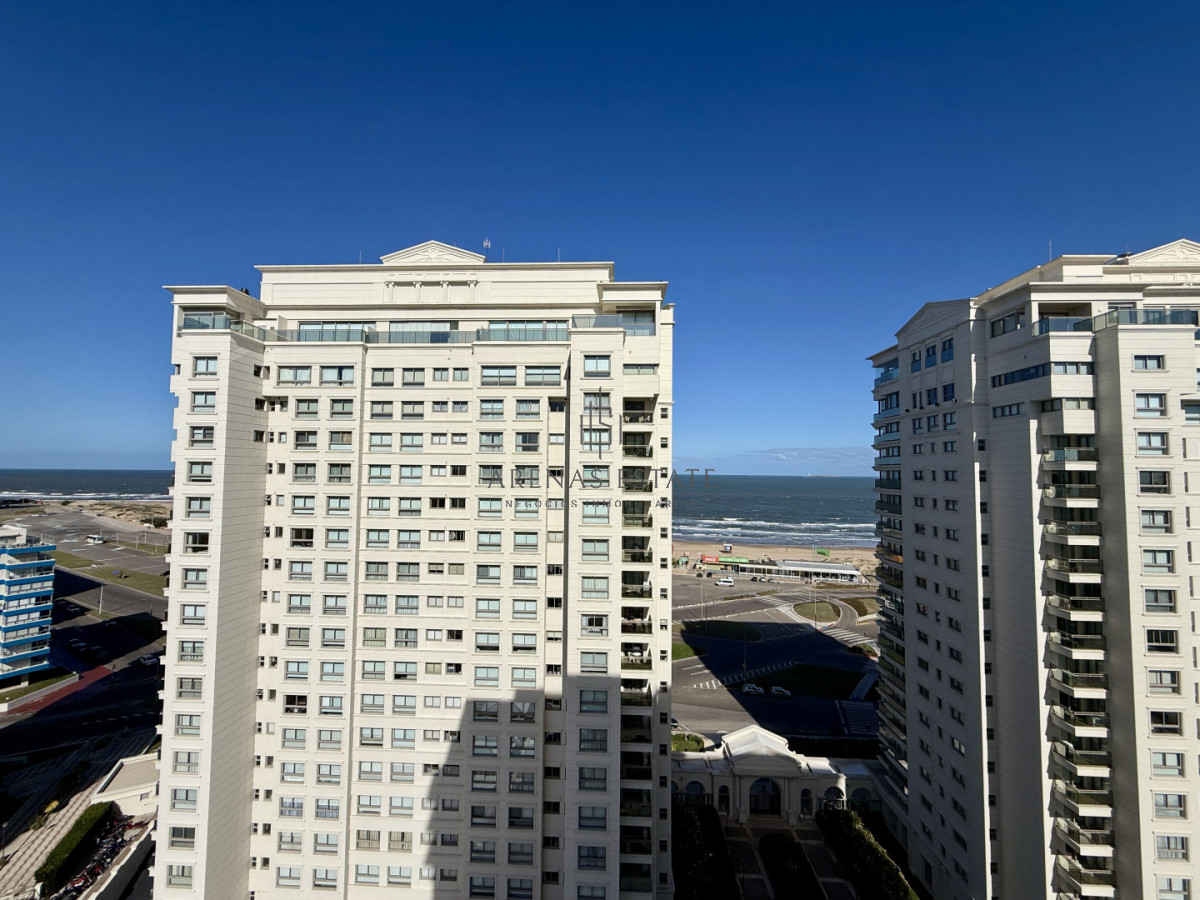 Apartamento ID.4309 - Apartamento en venta en Edificio Imperiale , Punta del Este