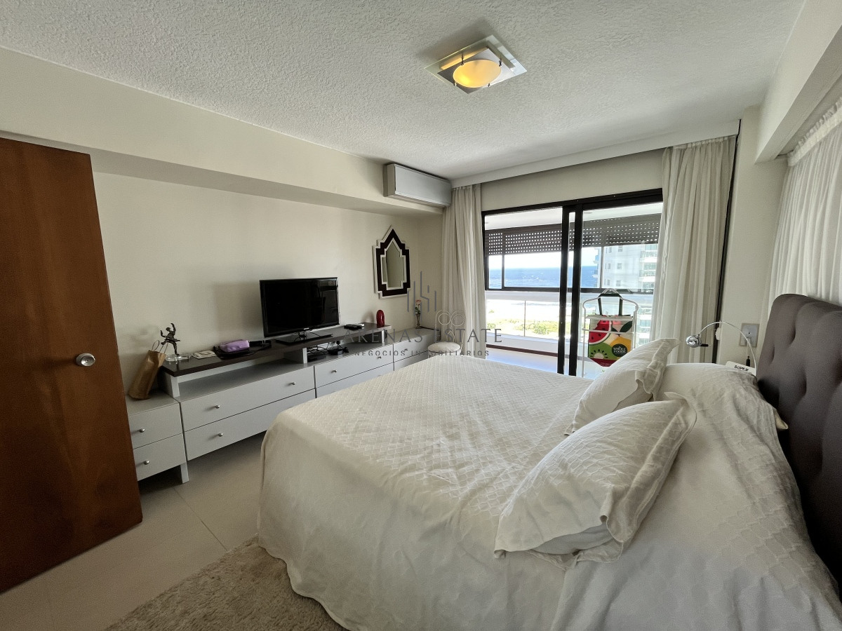 Apartamento ID.2277 - Apartamento de 3 dormitorios en venta en Punta del Este