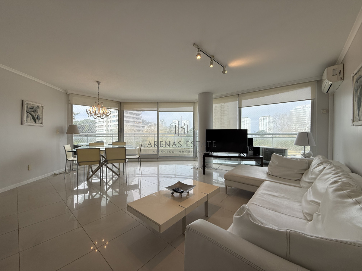 Apartamento ID.3961 - Apartamento en venta - Ocean Drive I, Punta del Este