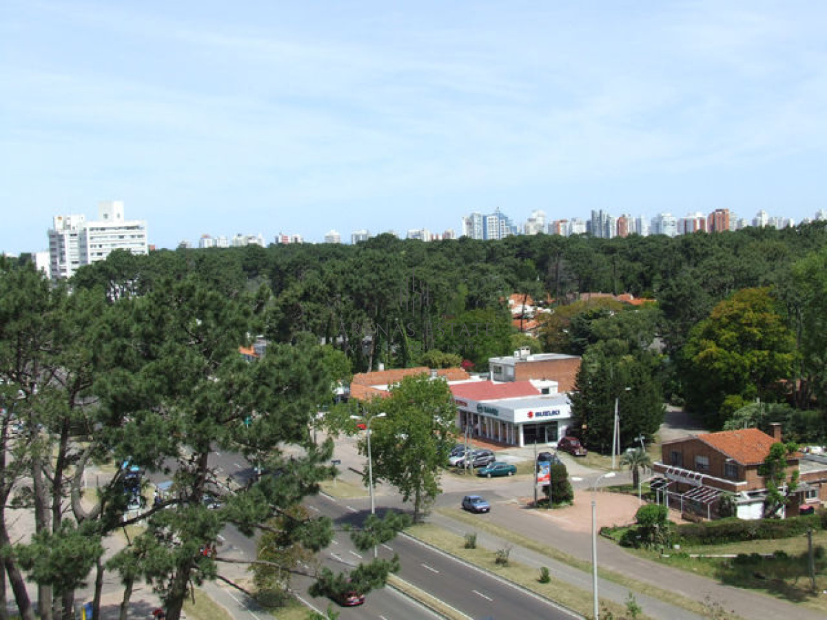 Apartamento ID.2819 - Excelente apartamento para comprar  y pasar comodas vacaciones