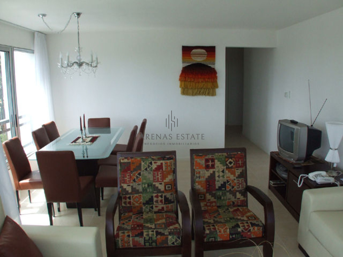 Apartamento ID.2819 - Excelente apartamento para comprar  y pasar comodas vacaciones