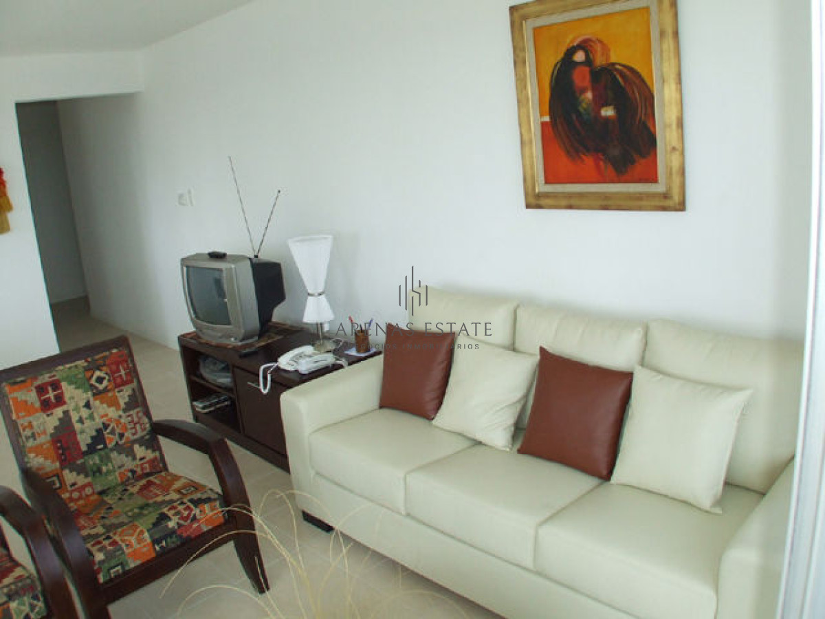 Apartamento ID.2819 - Excelente apartamento para comprar  y pasar comodas vacaciones