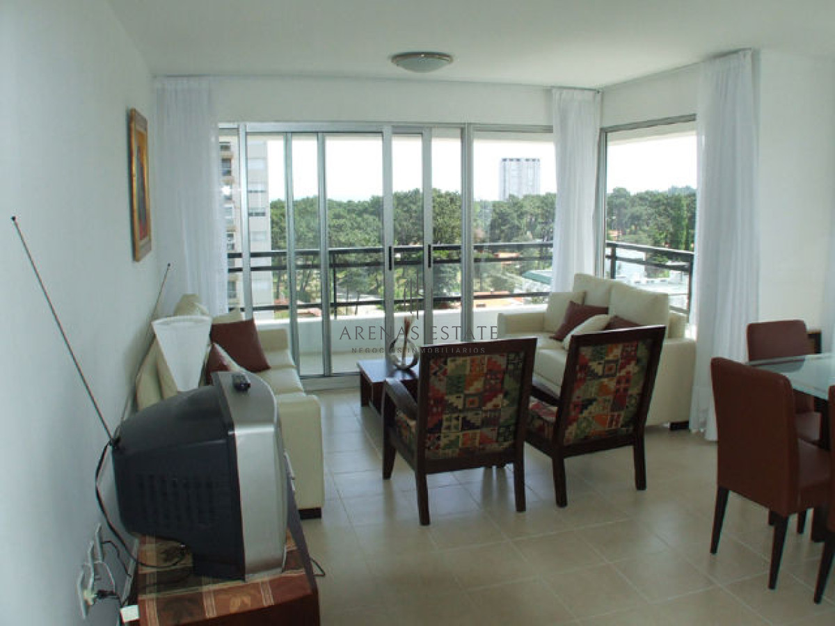 Apartamento ID.2819 - Excelente apartamento para comprar  y pasar comodas vacaciones