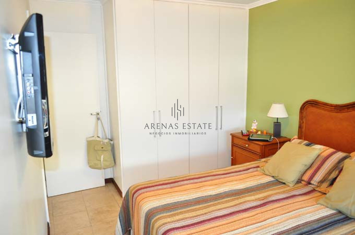 Apartamento ID.2401 - Apartamento de 3 dormitorios en venta sobre Roosevelt , Punta del Este 