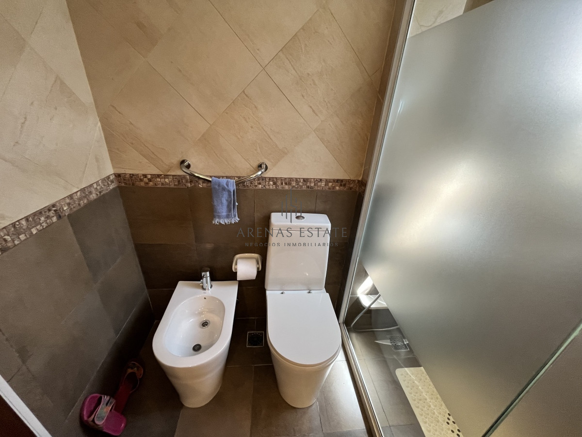 Apartamento ID.2277 - Apartamento de 3 dormitorios en venta en Punta del Este