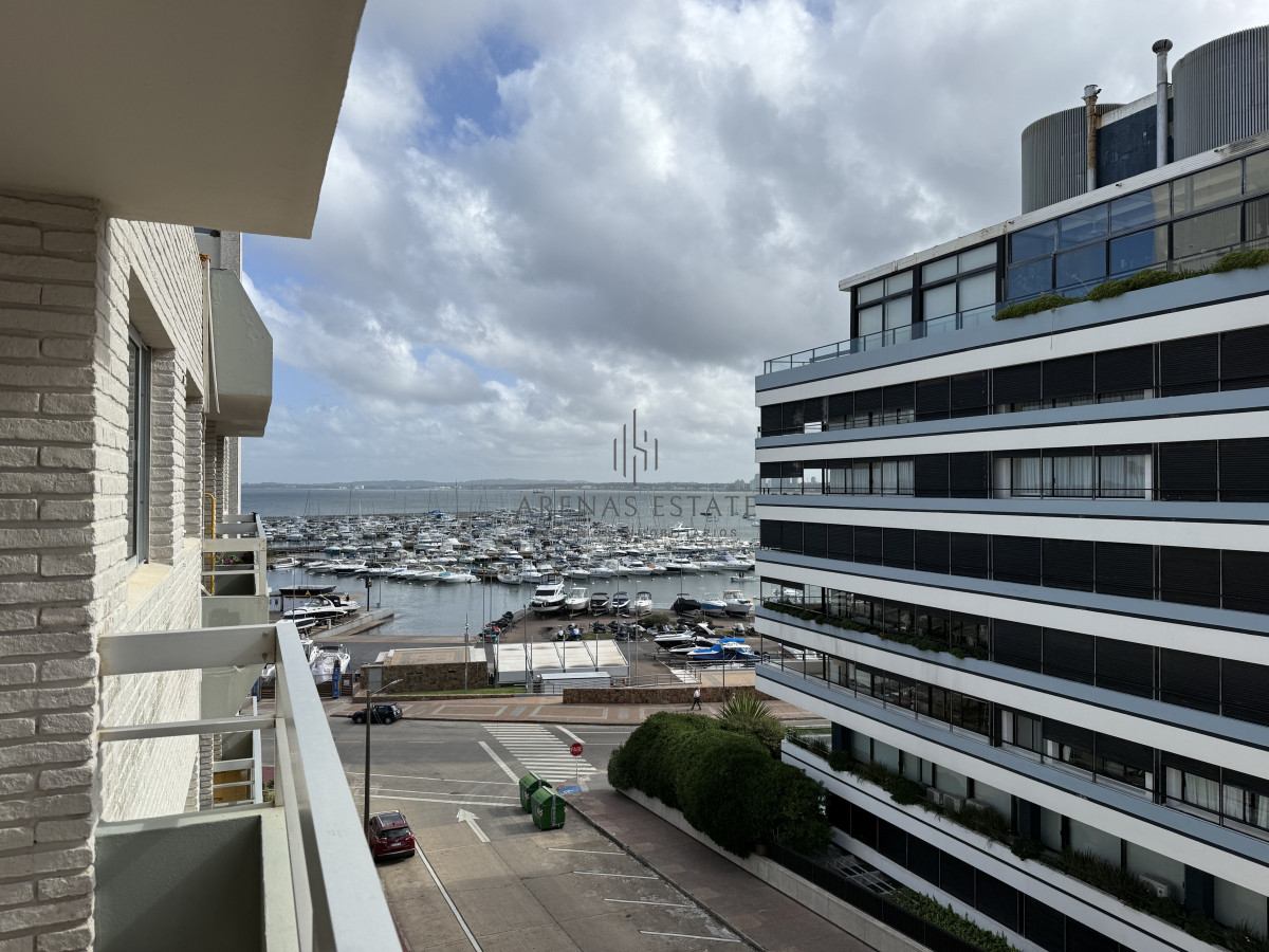 Apartamento ID.3648 - APARTAMENTO EN PENINSULA  A PASOS DEL PUERTO