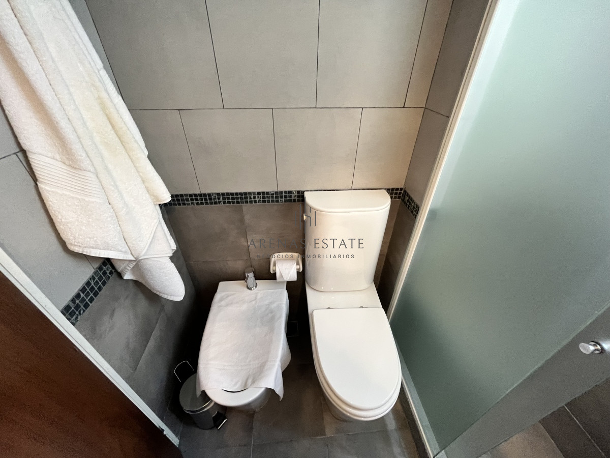 Apartamento ID.2277 - Apartamento de 3 dormitorios en venta en Punta del Este