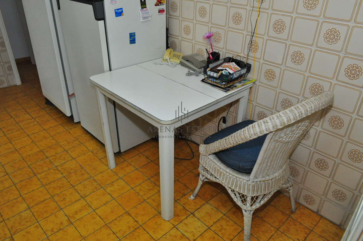 Apartamento ID.2321 - Apartamento en venta de 3 dormitorios en primera linea de la Mansa , Punta del Este 
